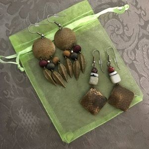 VGUC Lot of 2 Distressed Metal & Beaded Earrings